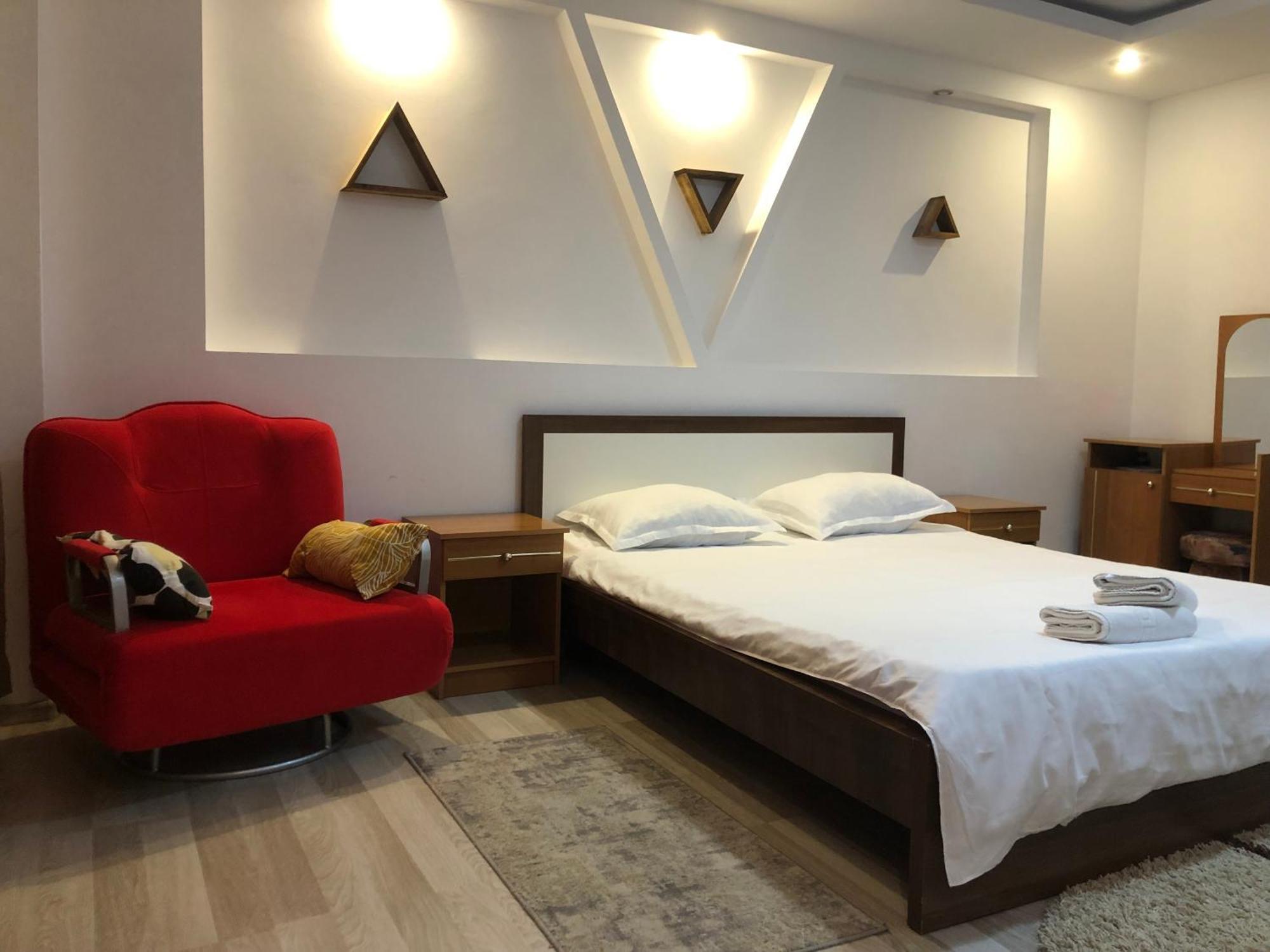 Appartement Charming And Intimate Getaway In Bucharest - Near Unirii Square Extérieur photo